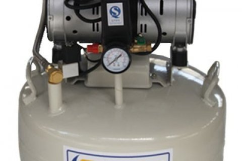 Medical ventilator external oil-free air compressor
